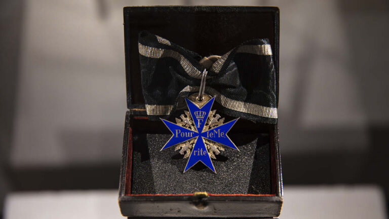 KØB DIN BILLET PÅ FORHÅND HER